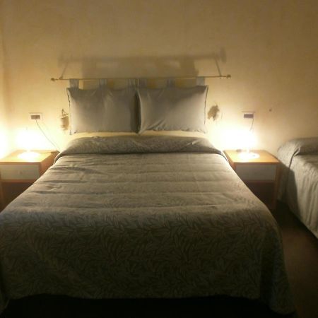 Albergo Vecchio Pavone Borgaro Torinese Dış mekan fotoğraf
