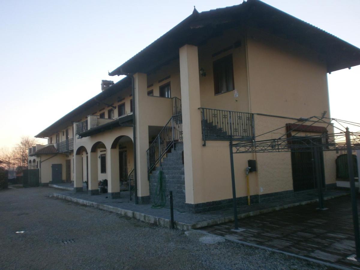 Albergo Vecchio Pavone Borgaro Torinese Dış mekan fotoğraf